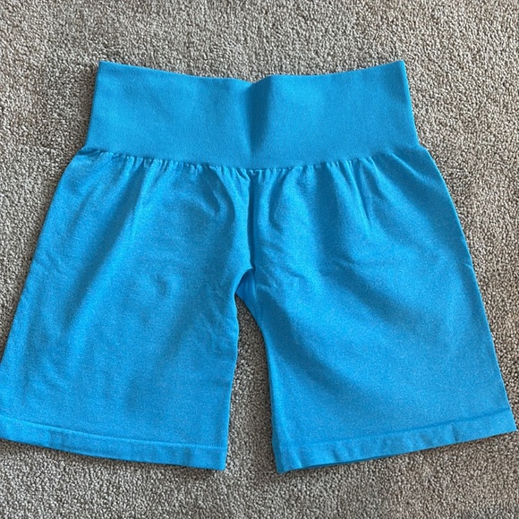 Blue NVGTN pro seamless shorts - Picture 2 of 3